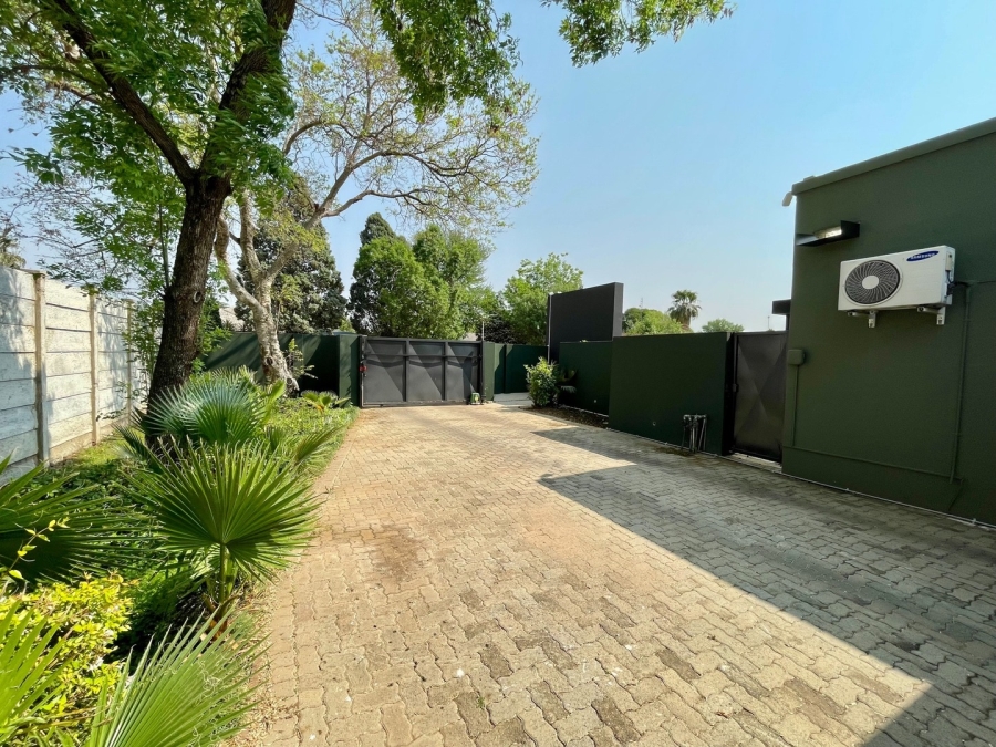 To Let commercial Property for Rent in Wilkoppies North West